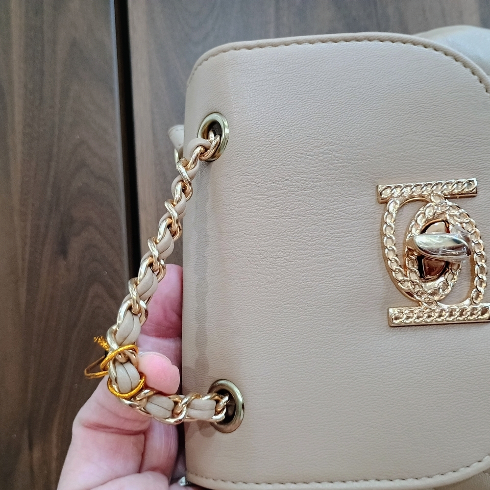 bebe Beige Mini Bag with Gold Chain - Picture 4 of 7